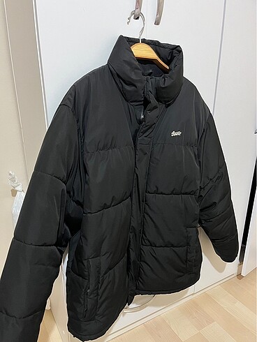 Pull & Bear mont