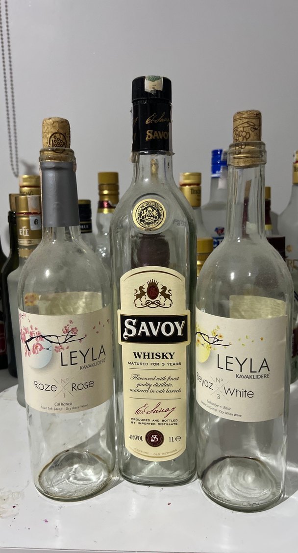 Leyla Roze ve White, Savoy Viski boş şişe - Görsel 2