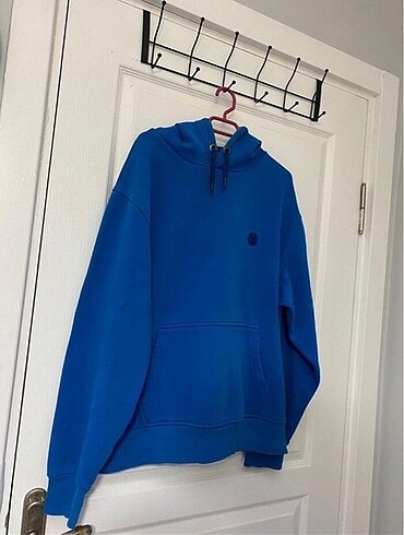Mavi sweatshirt