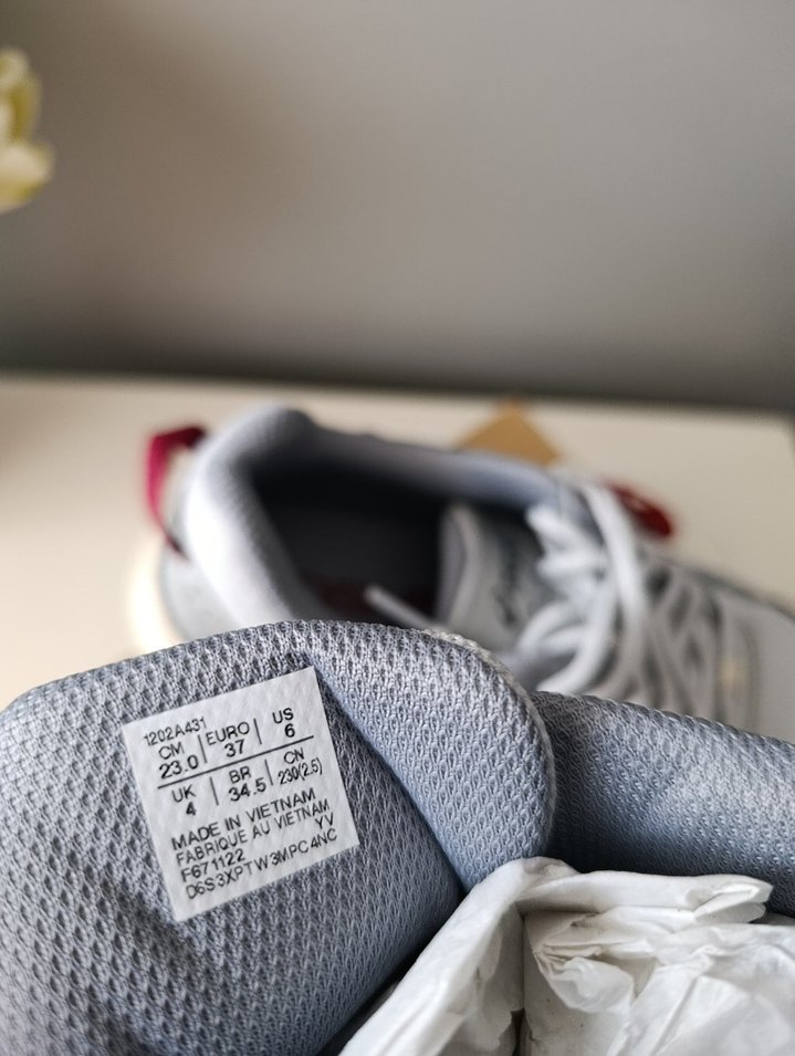 Asics Gri Beyaz Spor Ayakkabı - Görsel 4