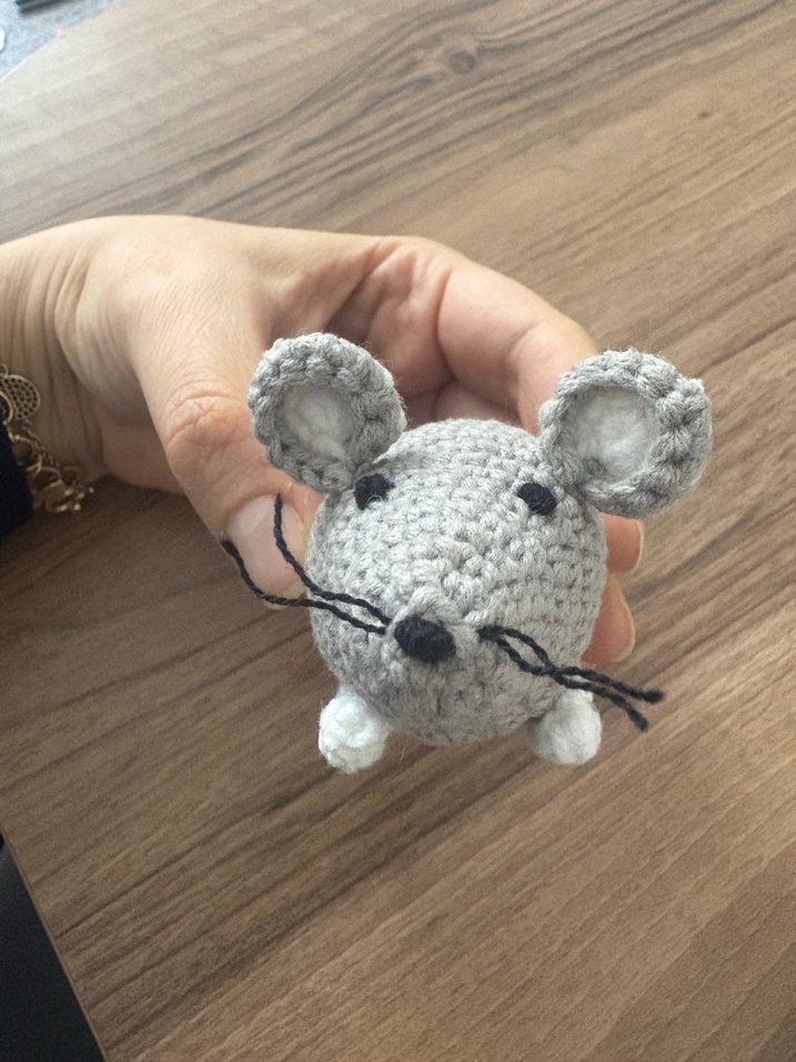 Kedi oyuncağı Gri Örgü Fare Figürü - Görsel 2
