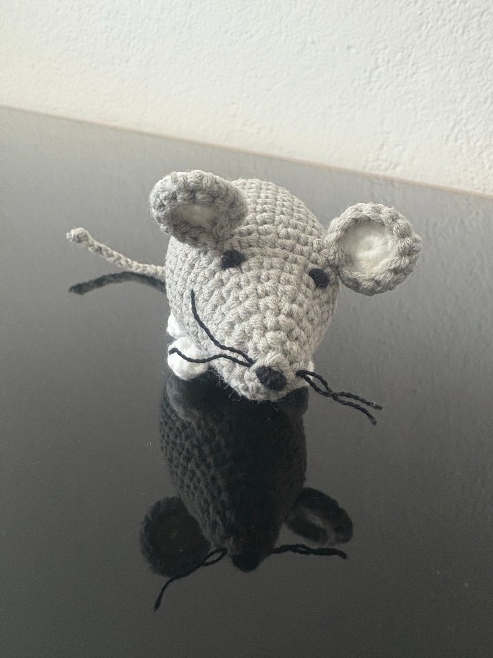 Kedi oyuncağı Gri Örgü Fare Figürü - Görsel 3