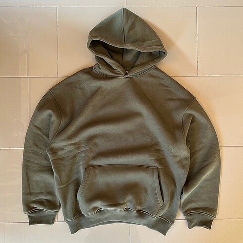 m Beden FLAW SWEATSHIRT