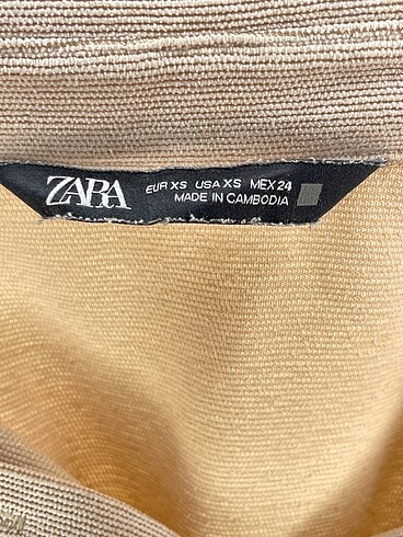xs Beden ten rengi Renk Zara Gömlek %70 İndirimli.