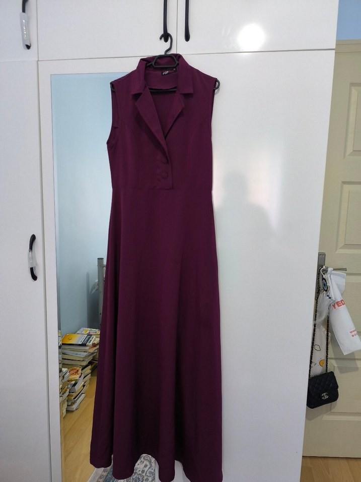 Mor V-Yaka Düğmeli Uzun Ofis Elbisesi - Görsel 3