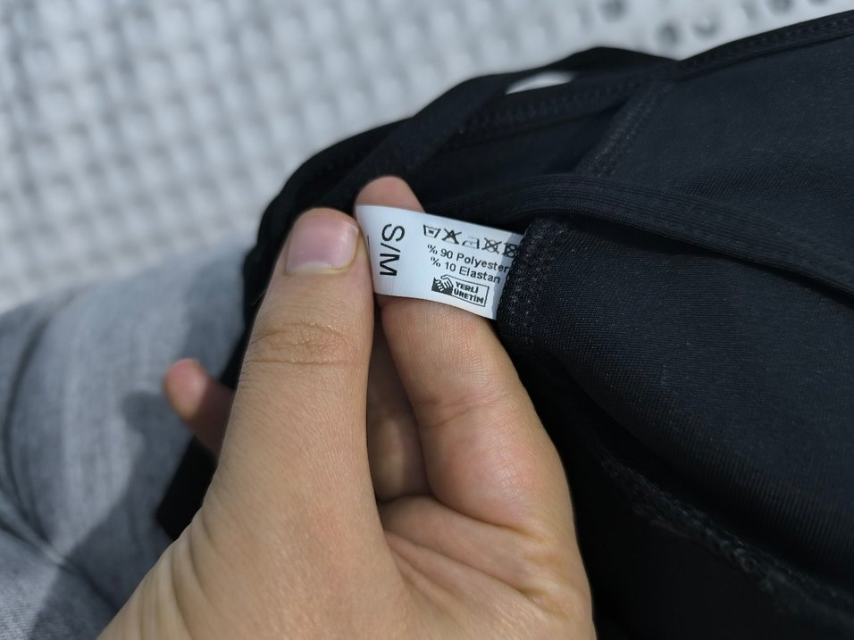 Siyah Spor Sütyeni Çapraz Askılı - Görsel 3