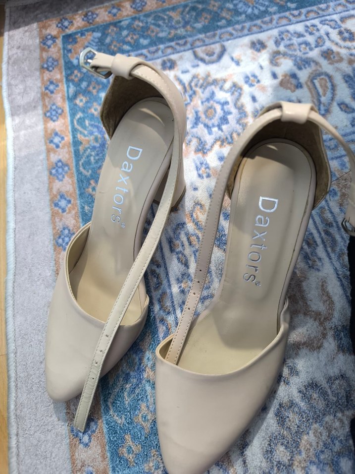 Beyaz Bantlı Blok Topuklu Kadın Ayakkabı - Görsel 2