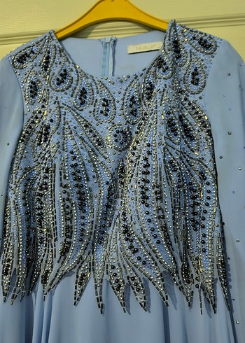 Nakışlı Uzun Mavi Kadın Abiye Elbise - Görsel 4