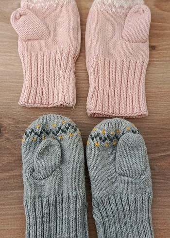 Kız Çocuk Gri ve Pembe Nakışlı Örgü Eldiven - Görsel 2