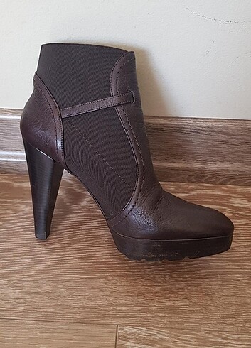 36 Beden Walter Steiger kadın bot