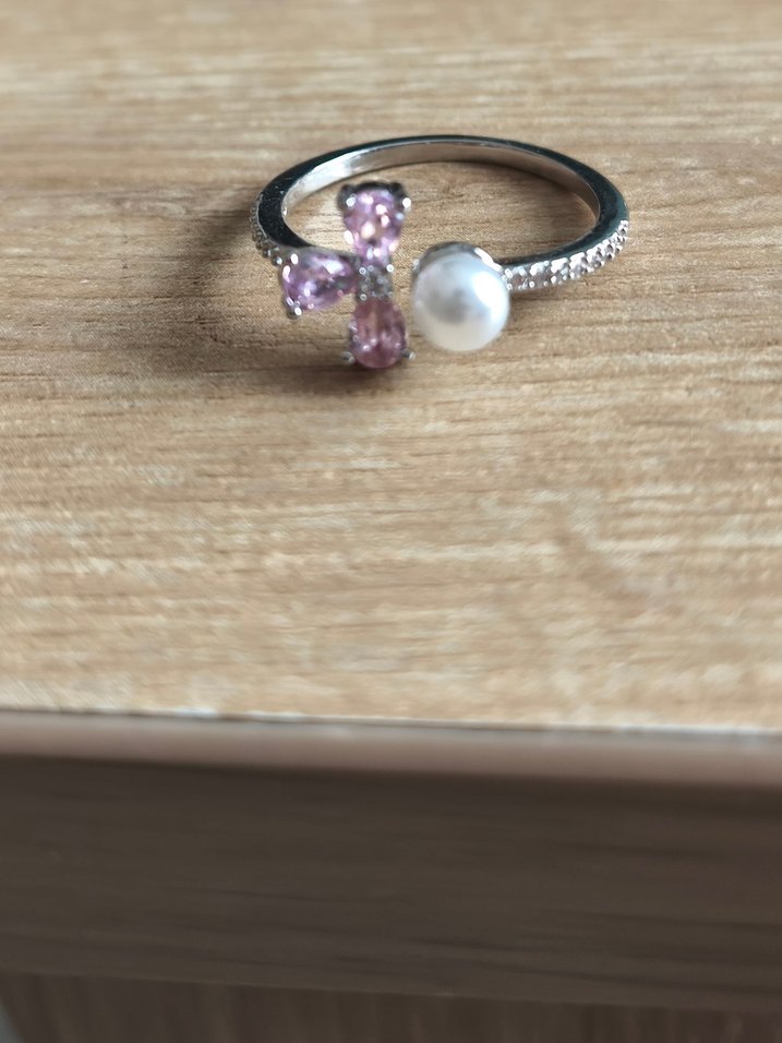 Çiçekli İnci Detaylı Kadın Yüzük - Görsel 2