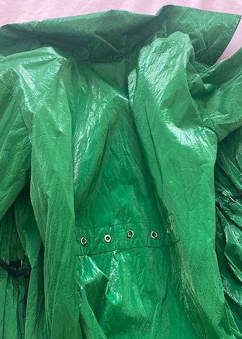 Parlak Yeşil Kadın Midi Yağmurluk - Görsel 5
