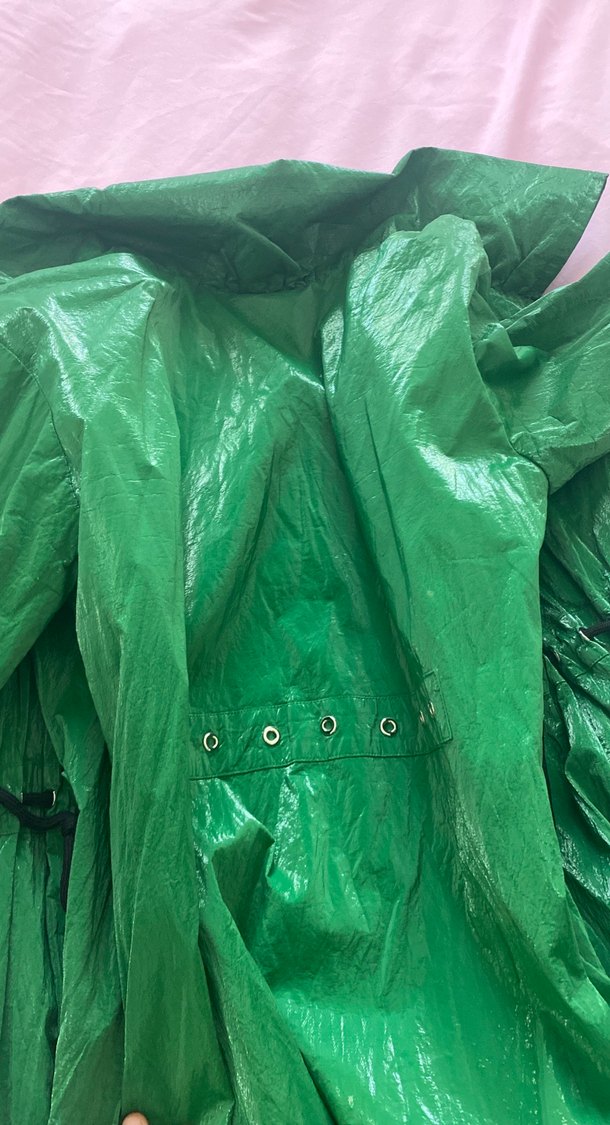 Parlak Yeşil Kadın Midi Yağmurluk - Görsel 5