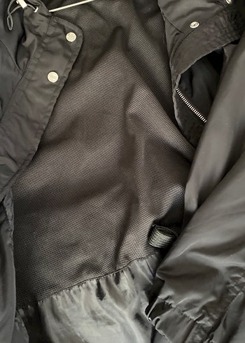 Siyah Kapüşonlu Kadın Ceket - Görsel 3