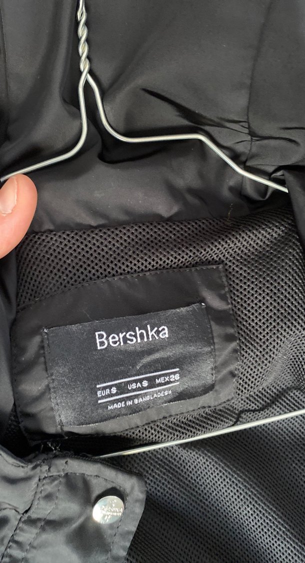 Siyah Kapüşonlu Kadın Ceket - Görsel 4