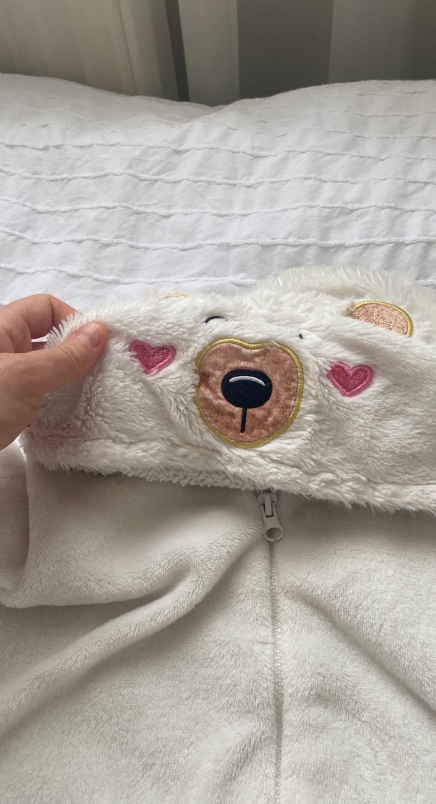 Bebek Erkek Beyaz Kürklü Tulumu - Görsel 2