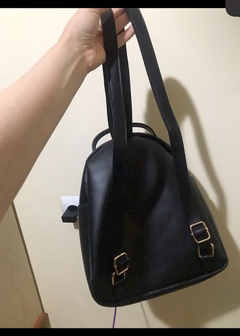 Siyah Deri Kadın Sırt Çantası - Görsel 3