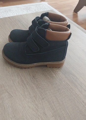 Erkek Çocuk Bot - Görsel 3