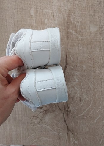 Erkek Çocuk Beyaz Cırt Cırtlı Spor Ayakkabı - Görsel 5