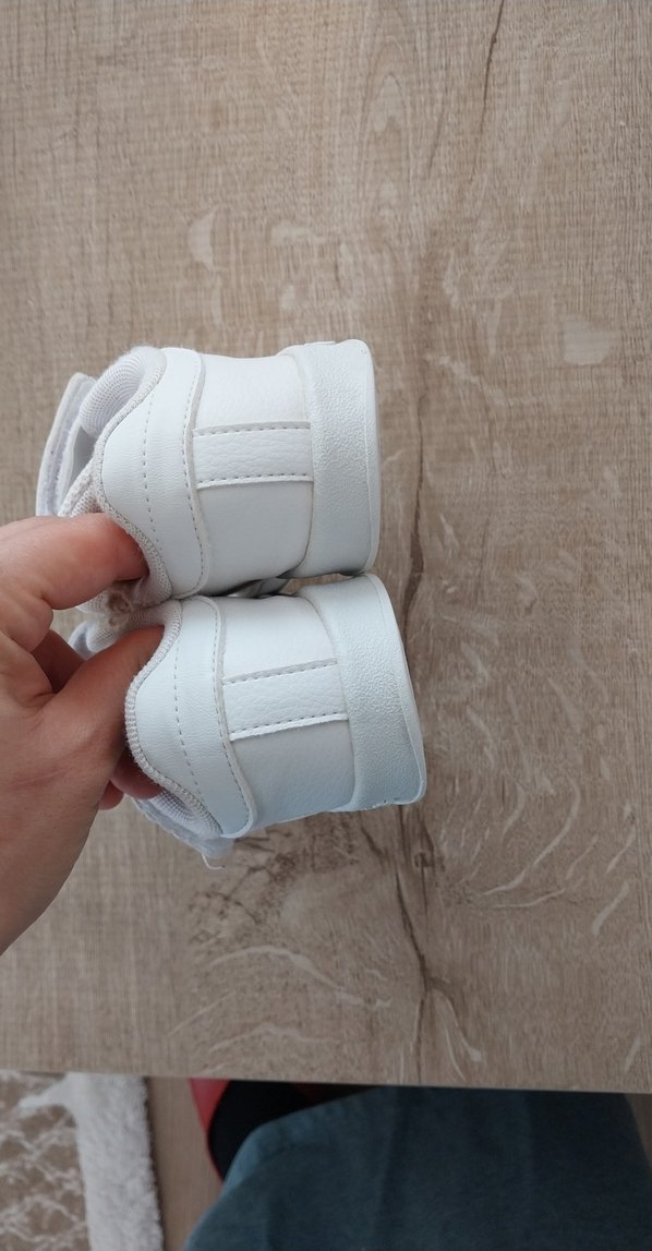 Erkek Çocuk Beyaz Cırt Cırtlı Spor Ayakkabı - Görsel 5