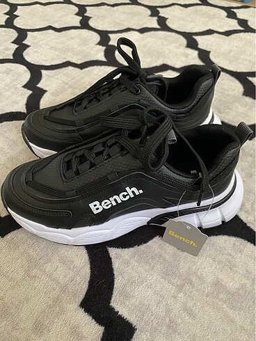 bench siyah spor ayakkabi