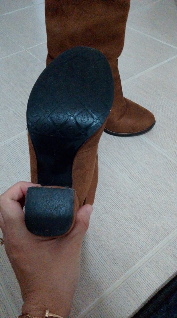 Kahverengi Süet Tokalı Kadın Dizaltı Bot - Görsel 4