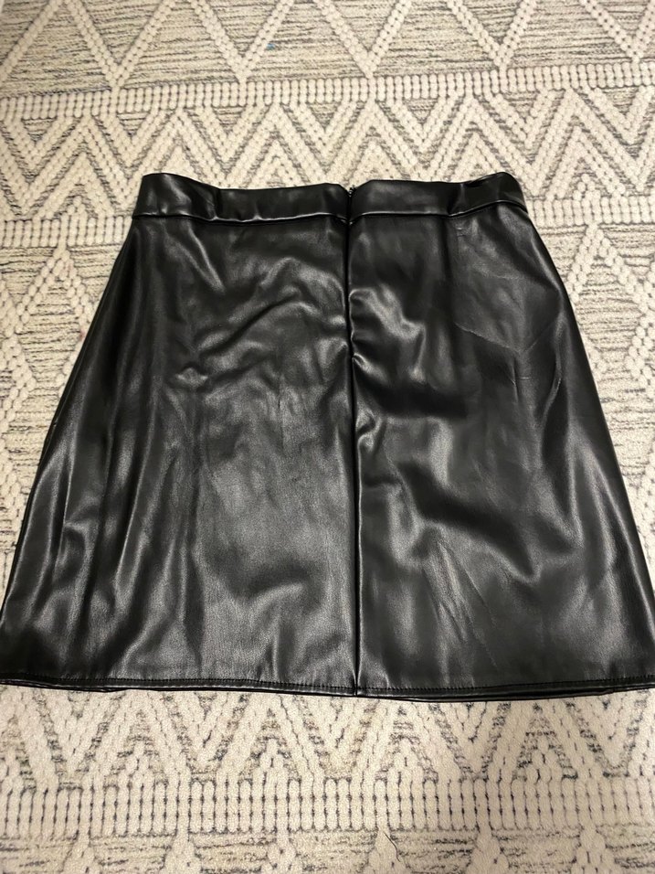 Siyah Deri Etek - Görsel 2