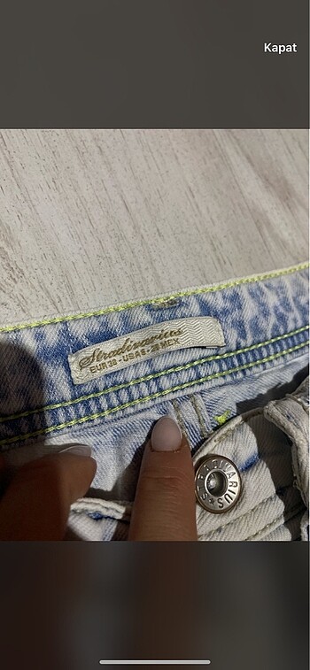 Stradivarius Stradivarius mini şort