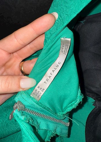 Yeşil Askılı gece Elbisesi - Görsel 6