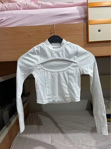 Addax Crop xs
