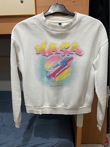 H&M nasa sweat