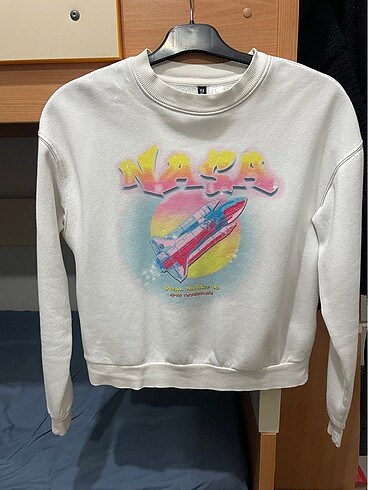 H&M H&M nasa sweat