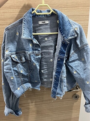 l Beden Mavi crop kot ceket
