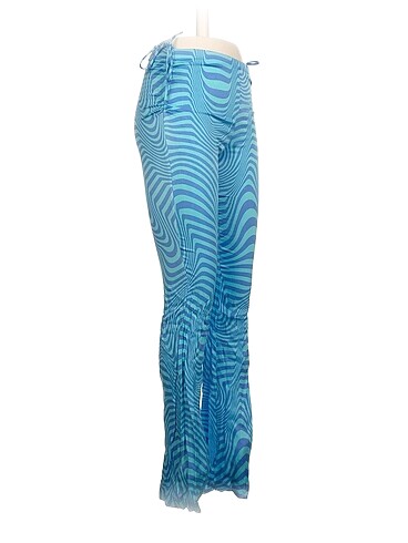 Zara Zara Düz Kesim %70 İndirimli.