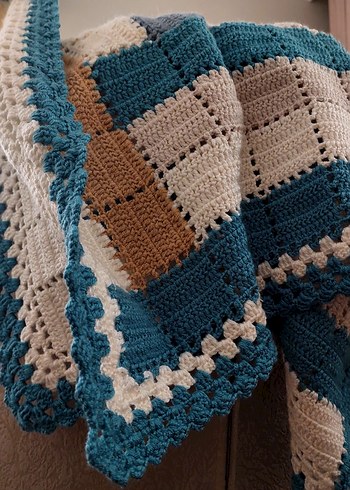 Çok Renkli Örgü Bebek Battaniyesi - Görsel 3