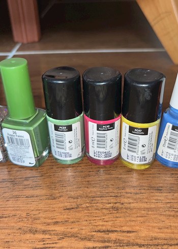 Flormar Seçilen 3adet oje50TL çoğu kullanılmamış bazıları az kullanılmış
