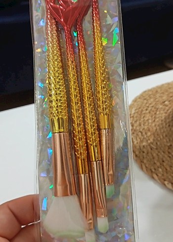 Renkli Denizkızı Makyaj Fırçası Seti - Görsel 2