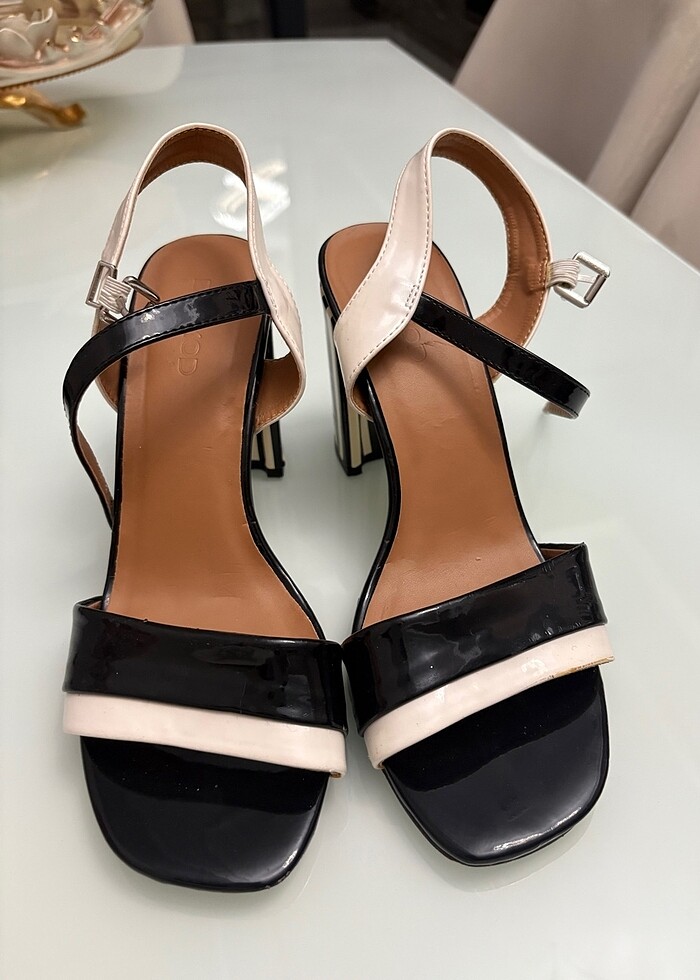 Derimod topuklu - Görsel 2