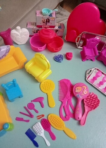 Barbie bebek eşyaları