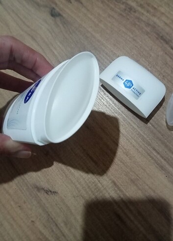 Beden Nivea roll-on deo stik