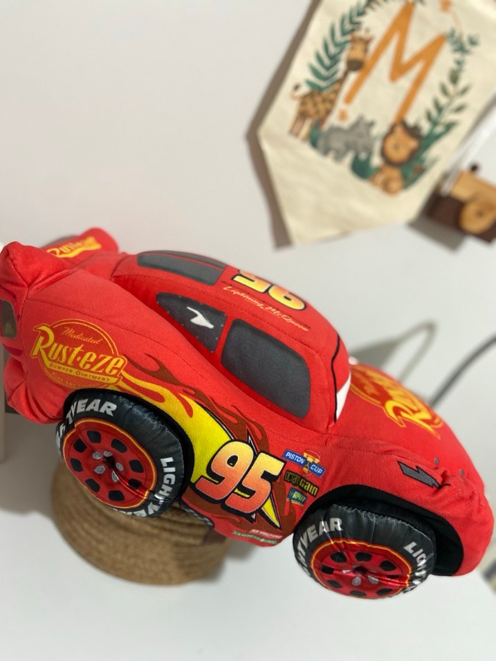 Kırmızı Oyuncak Araba Yastık - Görsel 2
