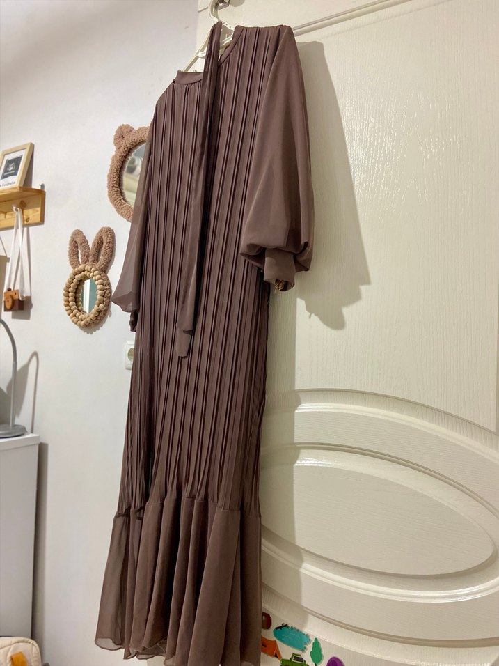 Vizon renk Pileli Uzun Kollu Şifon Kadın Elbise - Görsel 2