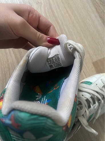 40 Beden beyaz Renk Adidas superstar 40 numara kadın