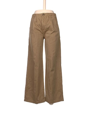 Stradivarius Düz Kesim %70 İndirimli.