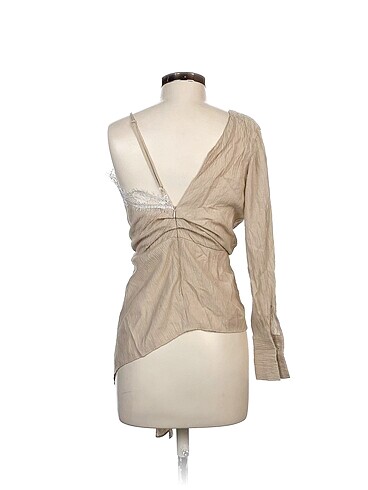 s Beden Zara Bluz %70 İndirimli.