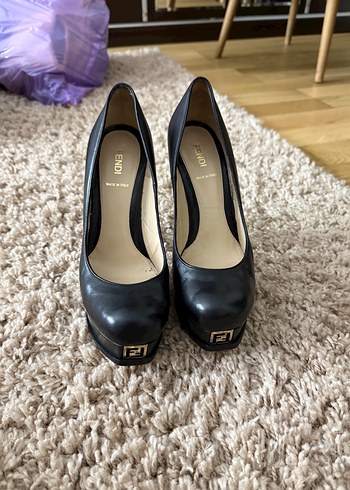 Fendi Siyah Platform Topuklu Ayakkabi