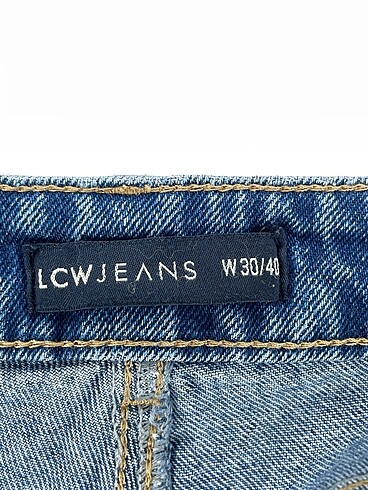 30 Beden mavi Renk LC Waikiki Jean / Kot %70 İndirimli.