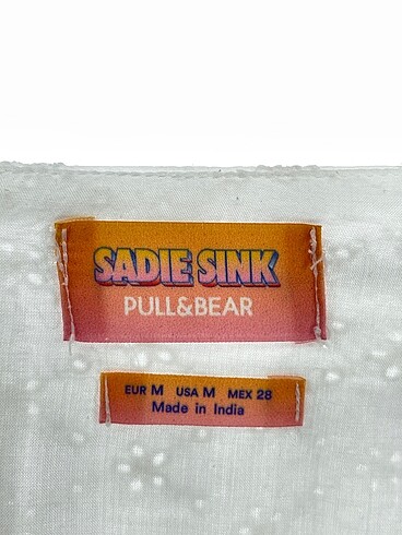 m Beden beyaz Renk Pull and Bear Kısa Elbise %70 İndirimli.