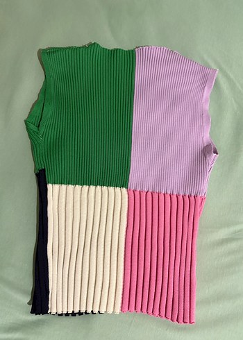s Beden Renkli Pilili Kadın Crop Top
