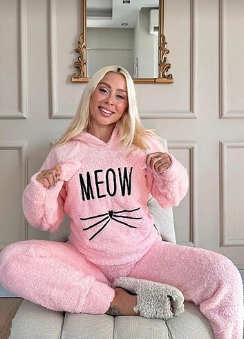 l Beden pembe Renk Peluş pijama takımı